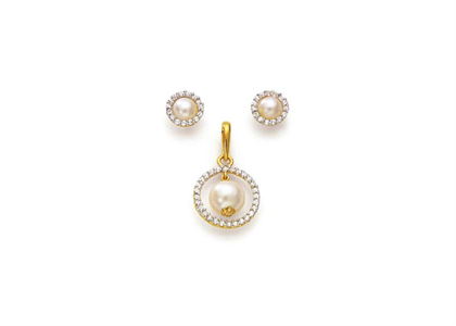Gold Plated | Pearl Pendant Sets